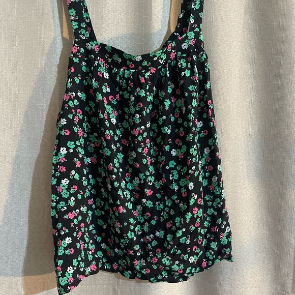 Sanctuary Black Green Relaxed Smocked Tank and gathered short bottoms - Picture 1 of 7